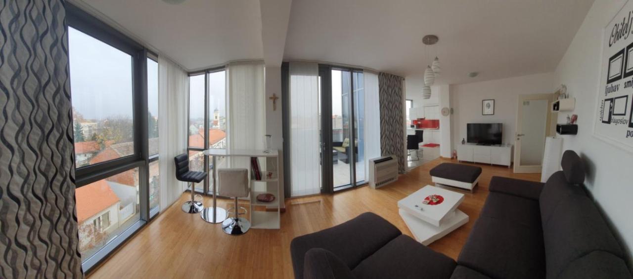 Penthouse Heart Of Slavonia **** Daire Ðakovo Dış mekan fotoğraf